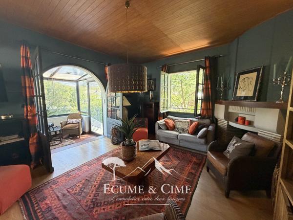 Maison aux Abatilles, vue dominante sur les pins