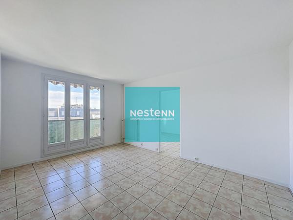F2 avec balcon et cave - Centre-ville de Franconville - Résidence avec ascenseur