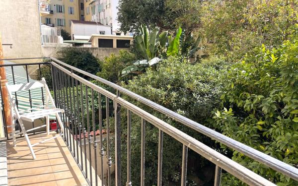 Appartement à vendre    4 pièces • 107 m2 Nice