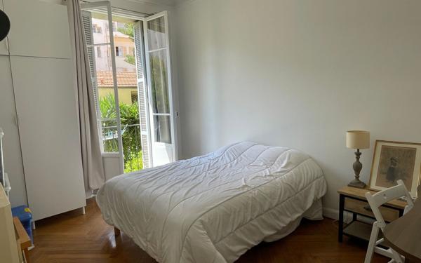 Appartement à vendre    4 pièces • 107 m2 Nice