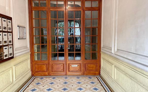 Appartement à vendre    4 pièces • 107 m2 Nice