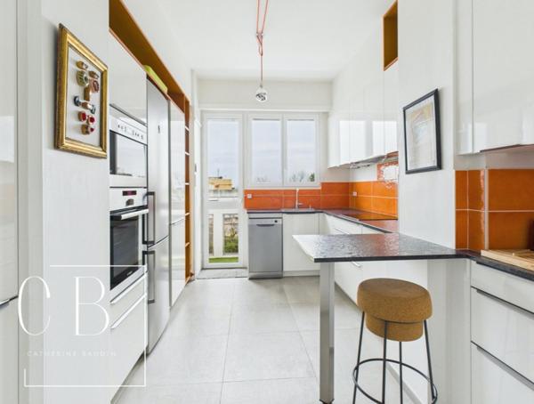 Appartement 3 pièces Terrasse et Garage