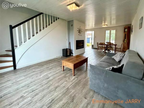 Maison lumineuse avec sous sol