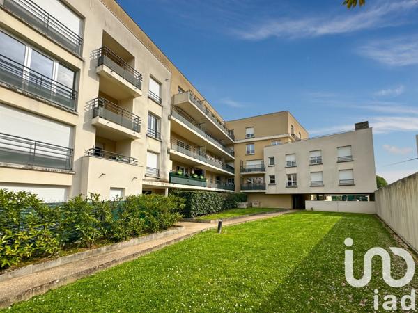 Appartement 2 pièces de 47 m² à Combs-la-Ville (77380)