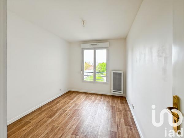 Appartement 2 pièces de 47 m² à Combs-la-Ville (77380)