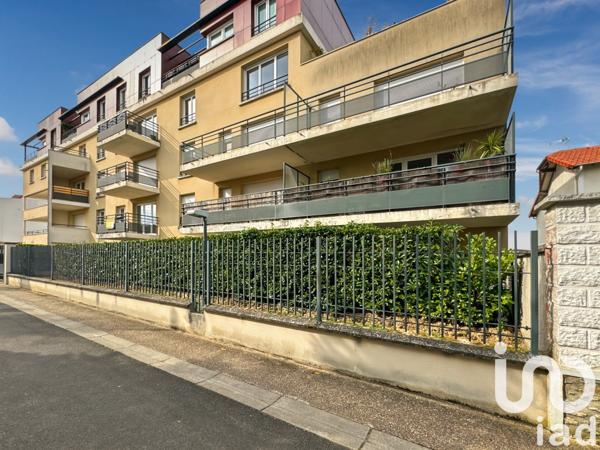 Appartement 2 pièces de 47 m² à Combs-la-Ville (77380)