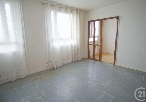 Appartement F1 à vendre  1 pièce - 32 m 2   CRETEIL  - 94