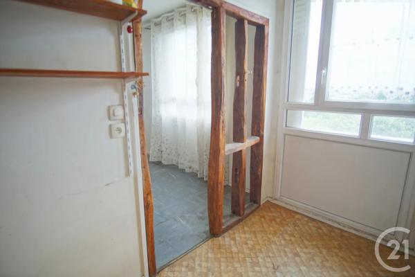 Appartement F1 à vendre  1 pièce - 32 m 2   CRETEIL  - 94