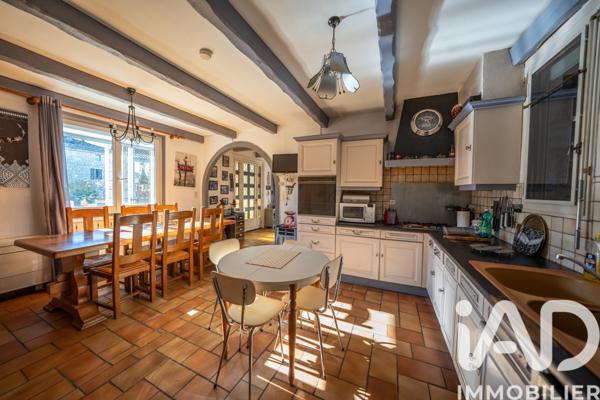 Maison à vendre 5 pièces 147 m² Ruoms