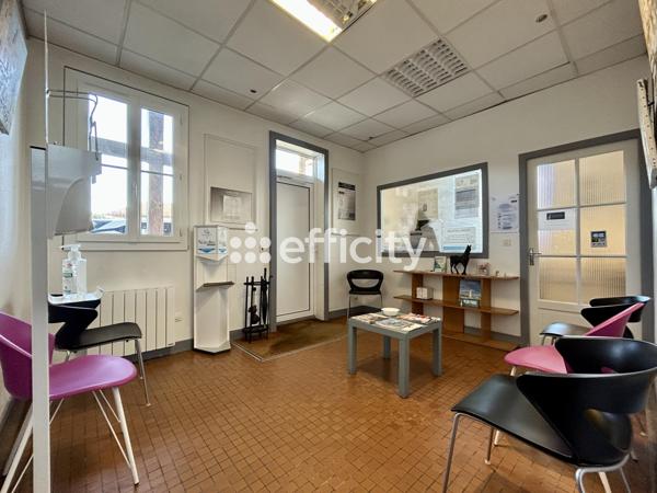 Bureau 8 pièces - 125 m²