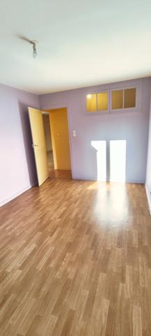 Bourg-Argental (42220) Bourg-Argental, Appartement T3 de 55m² en location non meublée