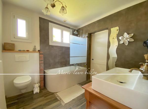 Maison à vendre 6 pièces L'ILE D'OLONNE (85), Maison 3 chambres + un type 2 indépendant, véranda - garage, stationnement, jardin