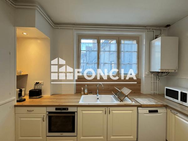 Location Appartement meublé 3 pièces 78.71 m² - 6 RUE JEANNE D'ARC Blois 41000