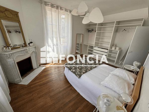 Location Appartement meublé 3 pièces 78.71 m² - 6 RUE JEANNE D'ARC Blois 41000