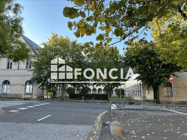 Location Appartement 3 pièces 70 m² - 4 ALLEE DU DR GASTELLIER Montargis 45200