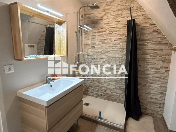 Location Appartement 3 pièces 70 m² - 4 ALLEE DU DR GASTELLIER Montargis 45200