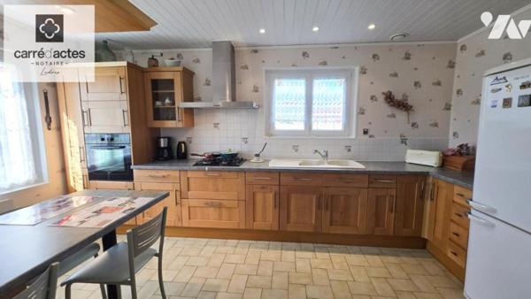 Maison de plain-pied lumineuse – 3 chambres – grand terrain arboré de 3000 m²