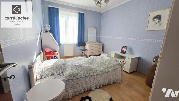 Maison de plain-pied lumineuse – 3 chambres – grand terrain arboré de 3000 m²