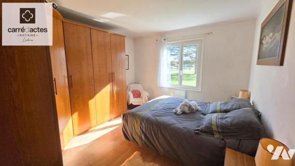 Maison de plain-pied lumineuse – 3 chambres – grand terrain arboré de 3000 m²