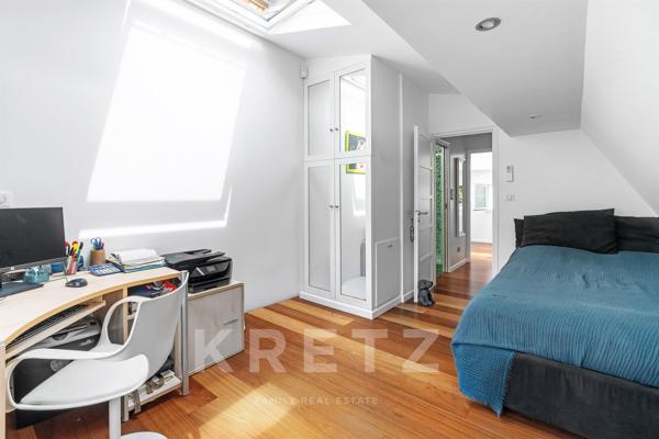 COURBEVOIE (92400) - COEUR DE VILLE - MAISON INDIVIDUELLE - SANS VIS-À-VIS - JARDIN PAYSAGER - CALME