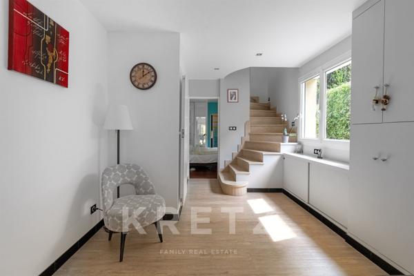 COURBEVOIE (92400) - COEUR DE VILLE - MAISON INDIVIDUELLE - SANS VIS-À-VIS - JARDIN PAYSAGER - CALME
