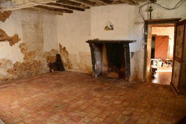 Maison à vendre à Cossé-en-Champagne en Mayenne (53340), ref : 53039-400