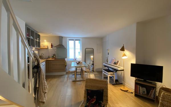 Immeuble à vendre    3 pièces •  Dieppe