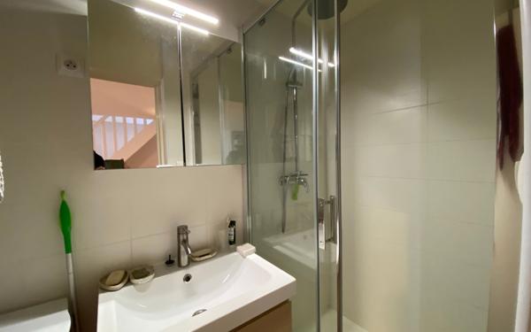 Immeuble à vendre    3 pièces •  Dieppe