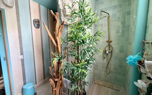 Appartement à vendre    5 pièces • 90 m2 Sète