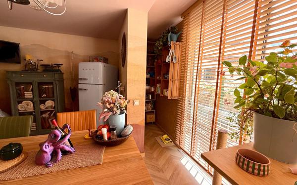 Appartement à vendre    5 pièces • 90 m2 Sète