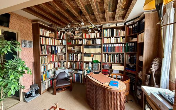 Appartement à vendre    5 pièces • 90 m2 Sète