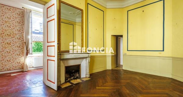À vendre Appartement 10 pièces 200 m² - Avignon 84000