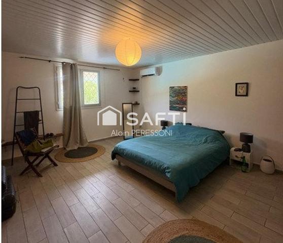 Matoury hors bourg, Villa T4 PIscine