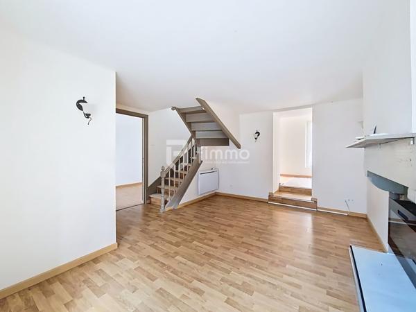 Maison de 4 pièces, 73 m² à Plonévez-du-Faou (29530)