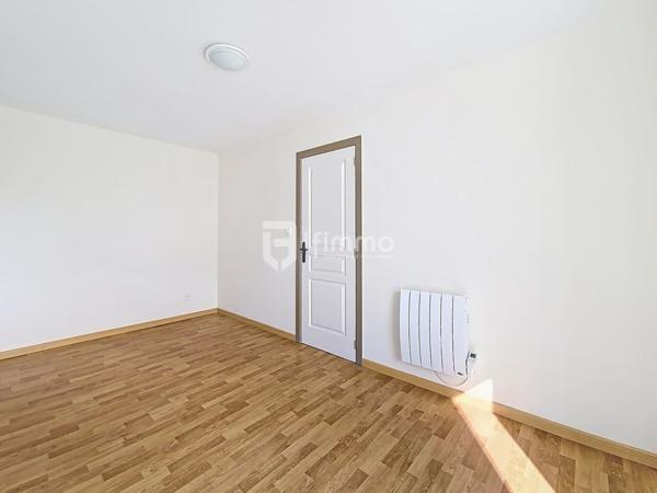 Maison de 4 pièces, 73 m² à Plonévez-du-Faou (29530)