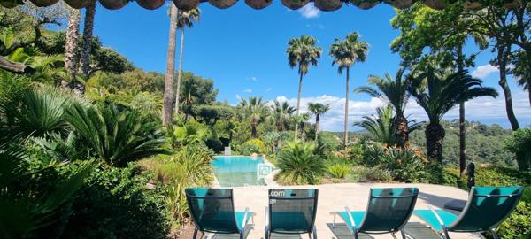 Exclusivité en Provence - 2 maisons vue mer - 10 pièce(s) 372 m2