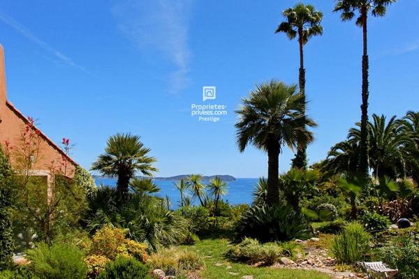 Exclusivité en Provence - 2 maisons vue mer - 10 pièce(s) 372 m2