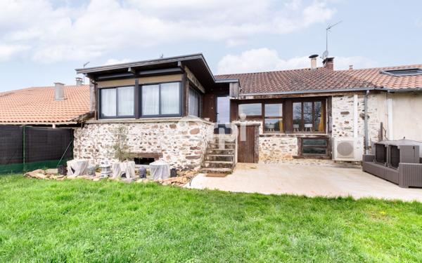 Maison à vendre    3 pièces • 150 m2 Burgnac