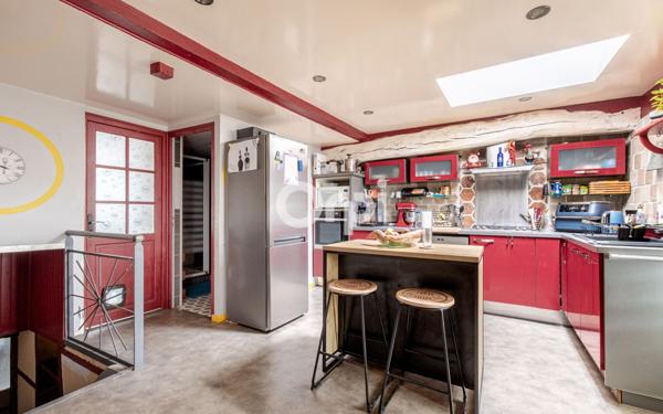 Maison à vendre    3 pièces • 150 m2 Burgnac