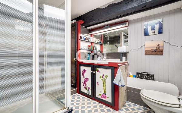 Maison à vendre    3 pièces • 150 m2 Burgnac