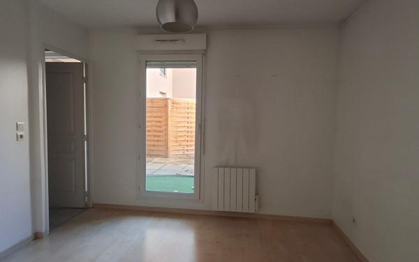 Appartement à louer    2 pièces • 41,56 m2 Vénissieux