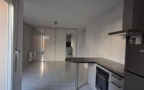 Appartement à louer    2 pièces • 41,56 m2 Vénissieux