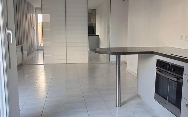 Appartement à louer    2 pièces • 41,56 m2 Vénissieux