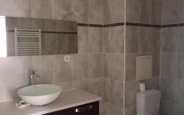 Appartement à louer    2 pièces • 41,56 m2 Vénissieux