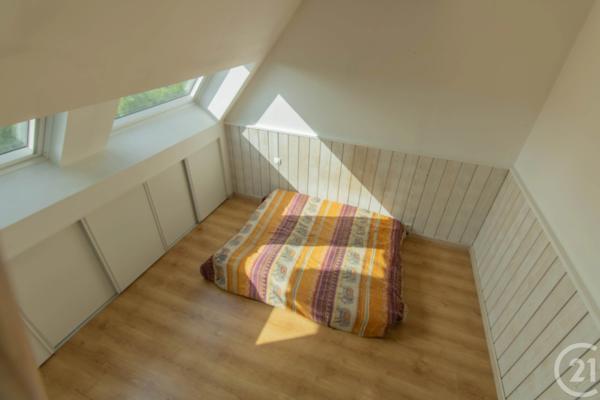 Maison à vendre  6 pièces - 106 m 2   AUBERGENVILLE  - 78