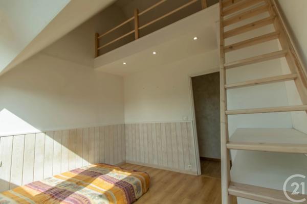 Maison à vendre  6 pièces - 106 m 2   AUBERGENVILLE  - 78