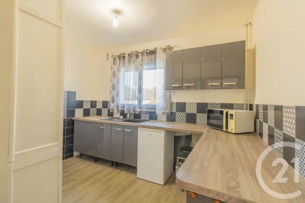 Maison à vendre  6 pièces - 106 m 2   AUBERGENVILLE  - 78