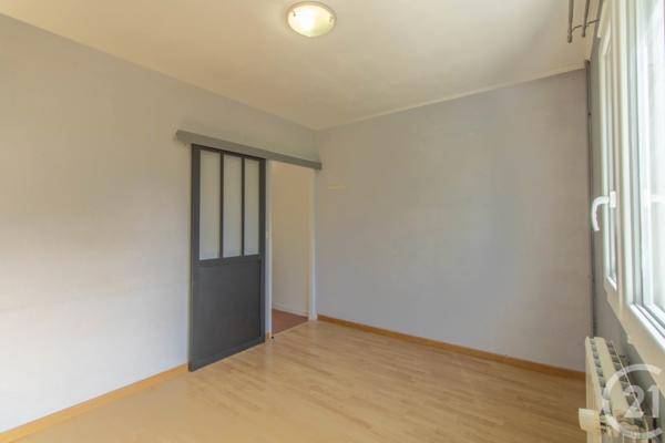 Maison à vendre  6 pièces - 106 m 2   AUBERGENVILLE  - 78