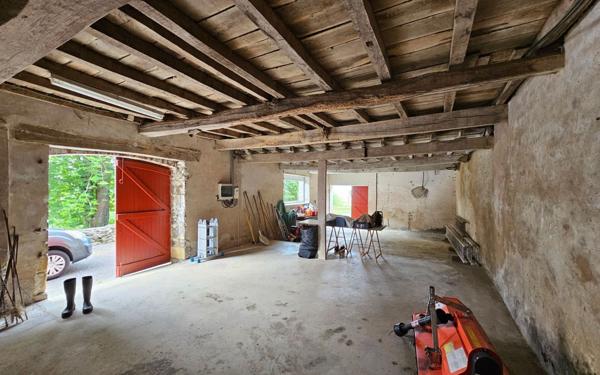 Maison à vendre    7 pièces •  Saint-Palais