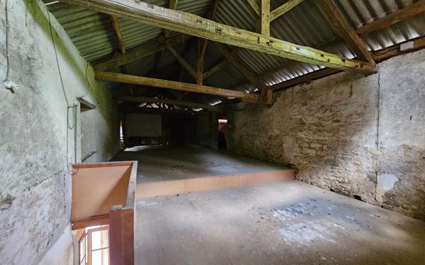 Maison à vendre    7 pièces •  Saint-Palais